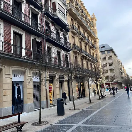 City Center + Parking Free Lejlighed