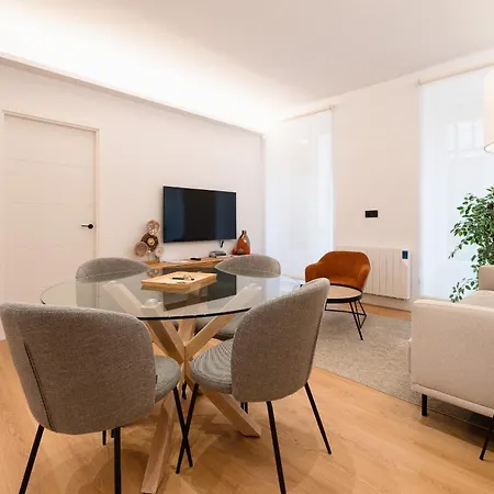 City Center + Parking Free * San Sebastian